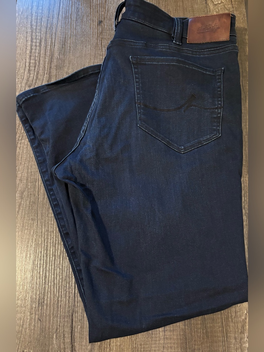 34 Heritage Charisma Jeans- Like new, 38x30, stretch fit - Picture 2 of 6